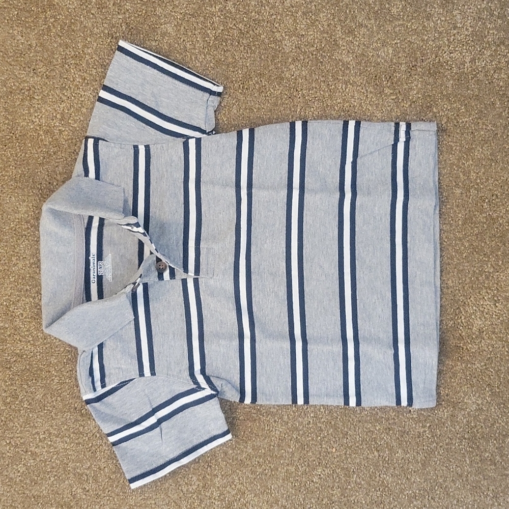 Like new! Garanimals collared short sleeve toddler shirt